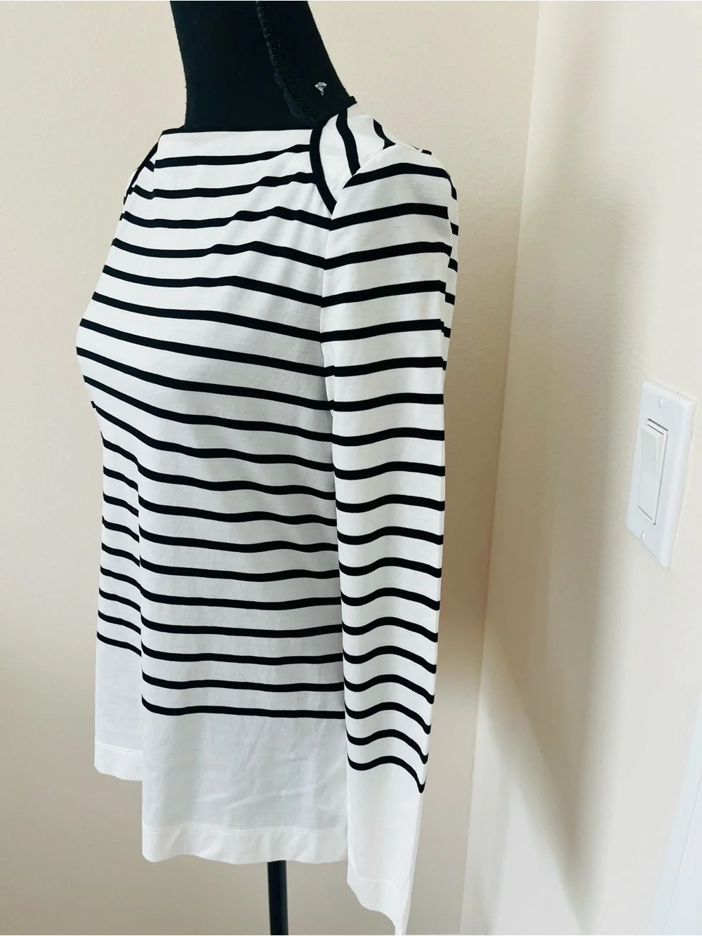Escada luxurious stripes